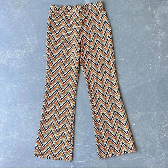 Urban Outf Printed Flare Pull On Pants - Picture 3 of 5